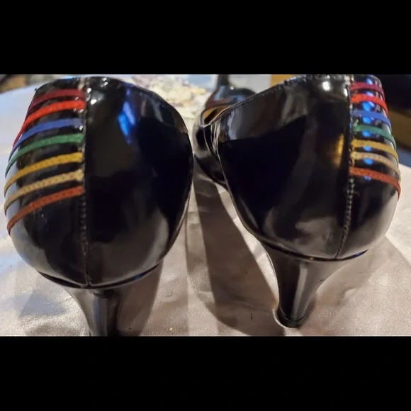 GUC 1970 Vintage designer Patient leather pump  7  3" heel - Picture 3 of 9